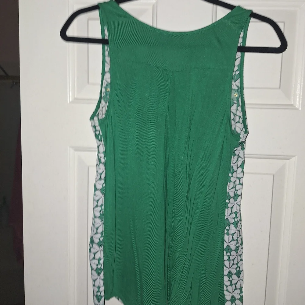 Express Shamrock Top - Picture 2 of 4